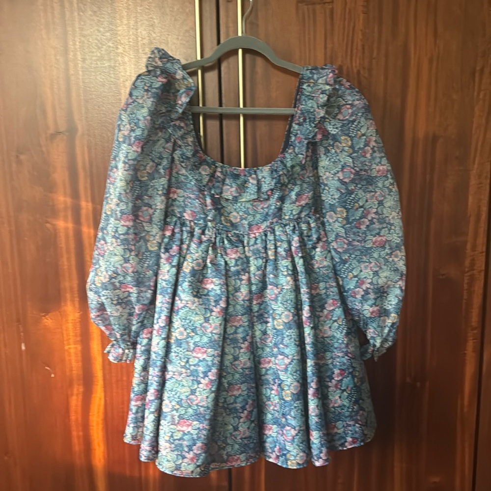 Selkie puff dress XS  sold out online